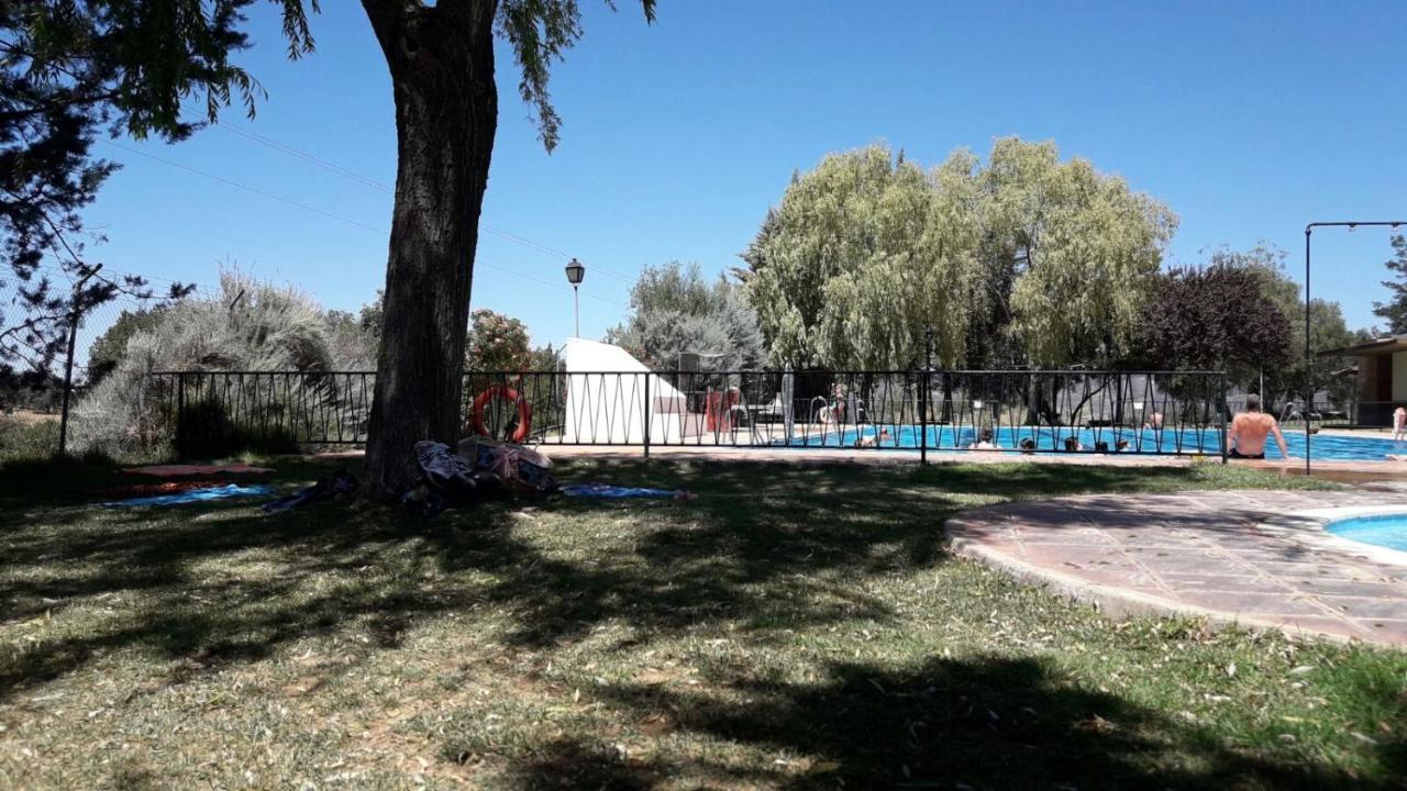 Casa Rural Sierra De Huelva アローチェ エクステリア 写真